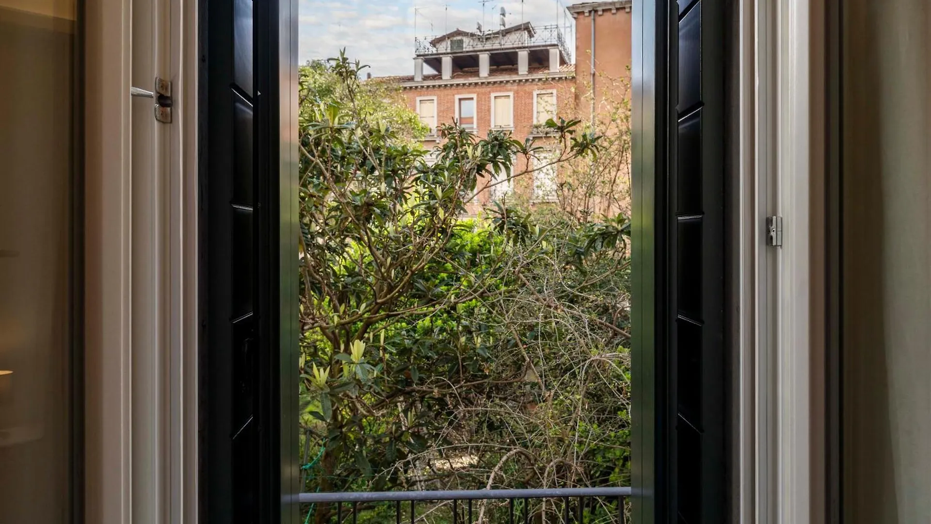Ca' Naviglio Apartment Venice 0*,  Italy