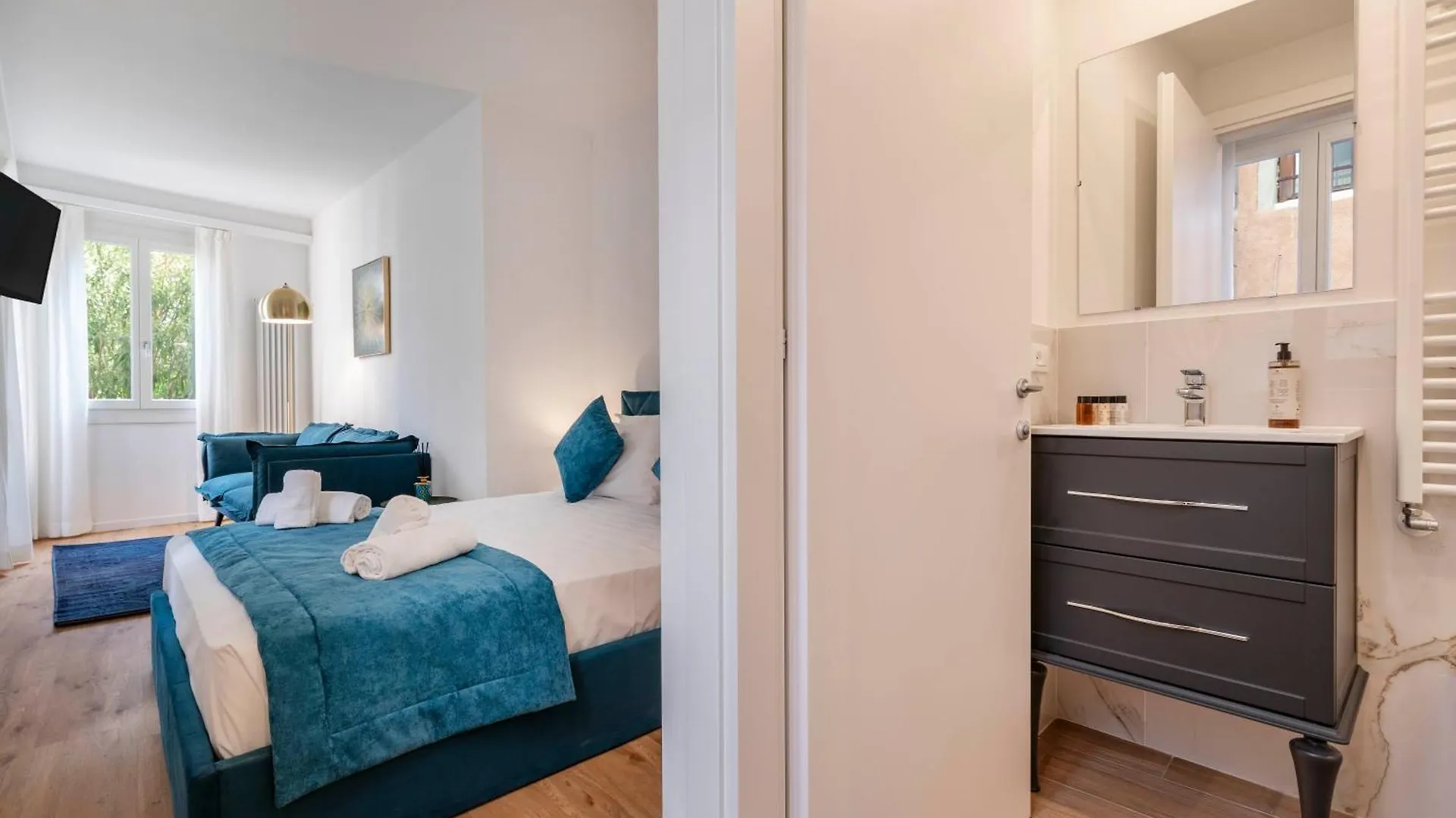 Ca' Naviglio Apartment Venice Homestay
