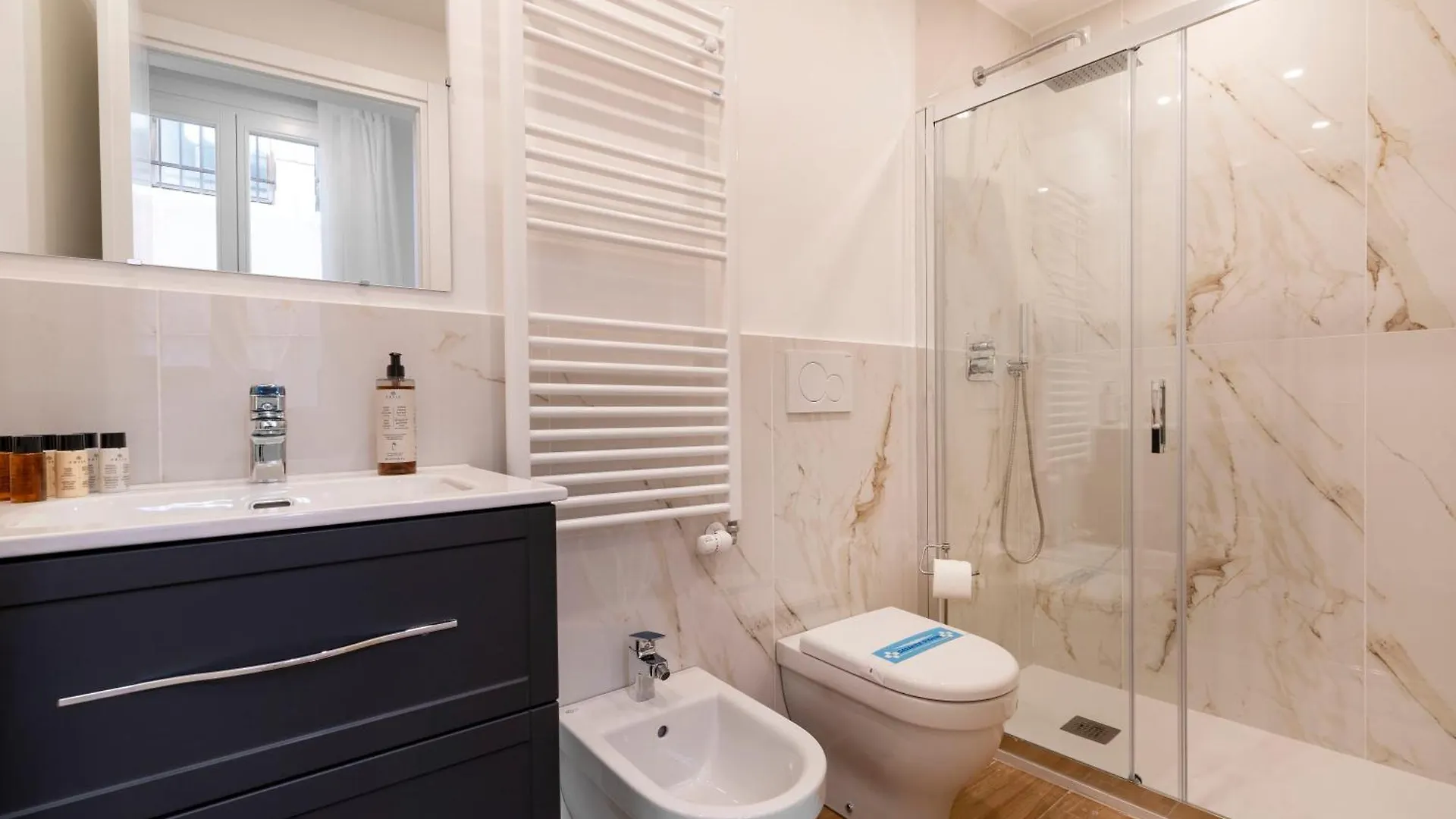 Ca' Naviglio Apartment Venice
