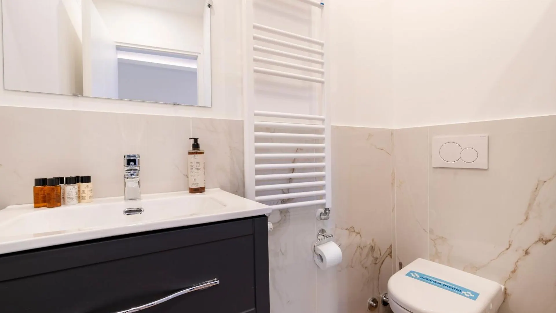 Ca' Naviglio Apartment Venice Homestay