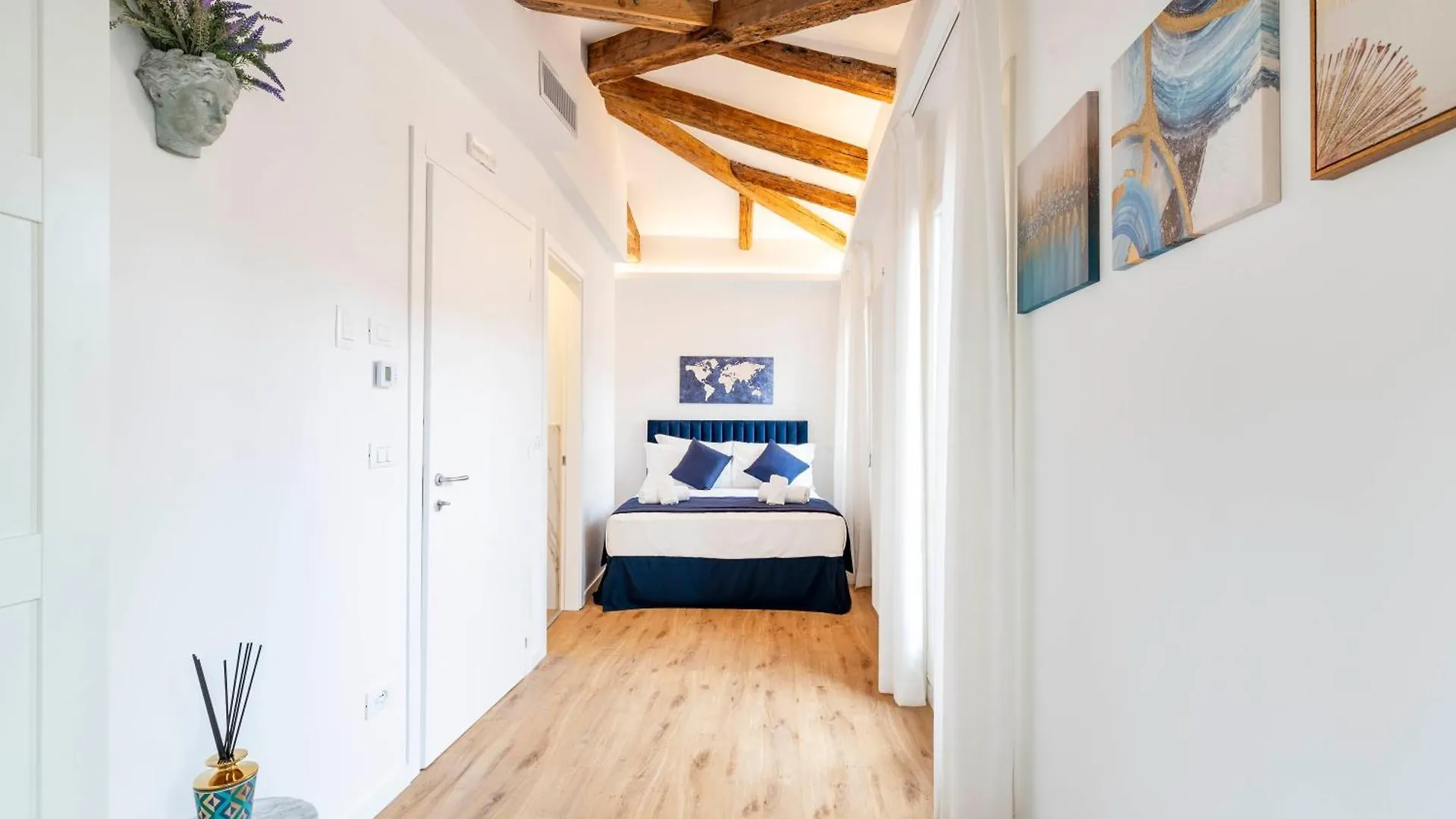 Ca' Naviglio Apartment Venice