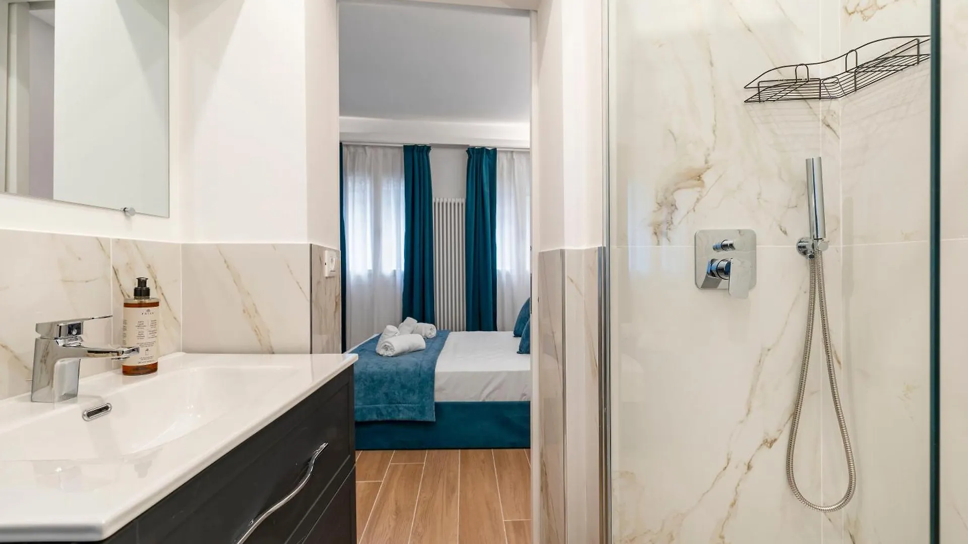 Homestay Ca' Naviglio Apartment Venice Italy