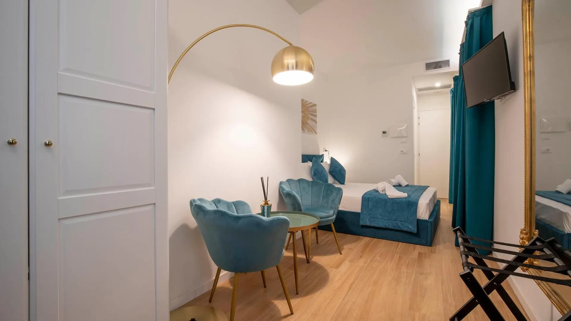 Ca' Naviglio Apartment Venice 0*,  Italy